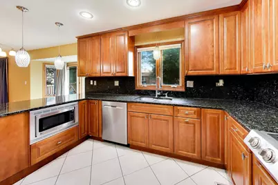 443 N Tara Lane, Addison, IL 60101 - Photo 10