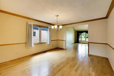 443 N Tara Lane, Addison, IL 60101 - Photo 6