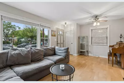 6039 W Montrose Avenue, Chicago, IL 60634 - Photo 4