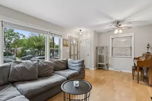 6039 W Montrose Ave, Chicago, IL 60634 - Photo 4