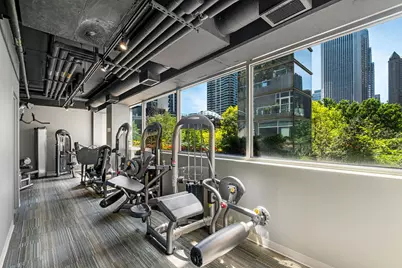 201 N Westshore Drive #604, Chicago, IL 60601 - Photo 24