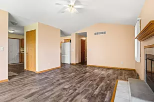 117 Pembroke Rd SW, Poplar Grove, IL 61065 - Photo 6
