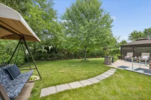 4017 Carousel Dr, Northbrook, IL 60062 - Photo 28