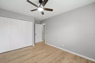 17690 Hillcrest Dr, Country Club Hills, IL 60478 - Photo 24