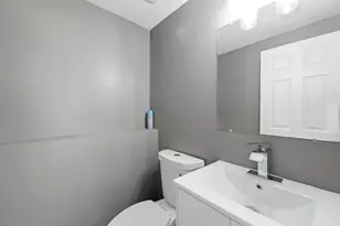 17690 Hillcrest Dr, Country Club Hills, IL 60478 - Photo 16