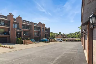2 Cinnamon Creek Drive #1S, Palos Hills, IL 60465 - Photo 2