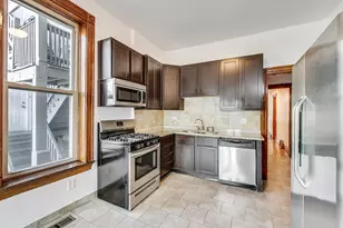 1138 W Addison St, Chicago, IL 60613 - Photo 6