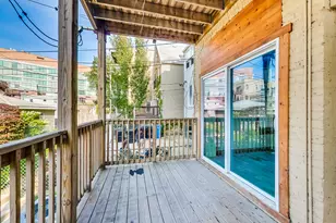 1138 W Addison St, Chicago, IL 60613 - Photo 24