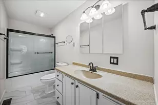 809 Stowell Ave, Streamwood, IL 60107 - Photo 14