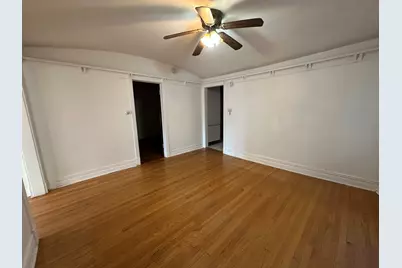7541 S Merrill Avenue, Chicago, IL 60649 - Photo 6