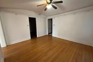 7541 S Merrill Ave, Chicago, IL 60649 - Photo 6