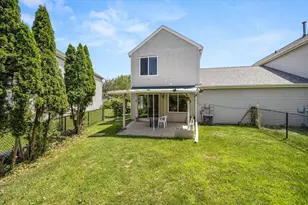 2447 Mayfield Dr, Montgomery, IL 60538 - Photo 16