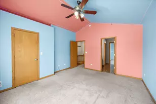 2447 Mayfield Dr, Montgomery, IL 60538 - Photo 10