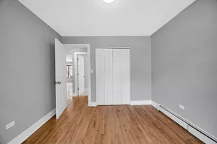 2620 W Foster Ave, Chicago, IL 60625 - Photo 16