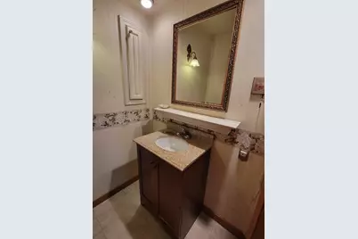 10124 US Rt 20, Garden Prairie, IL 61038 - Photo 12