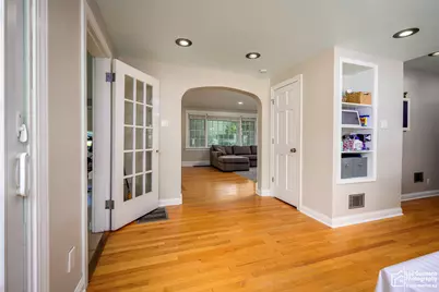 [Address not provided], Wheaton, IL 60187 - Photo 8