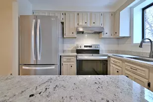 2333 N Neva Ave, Chicago, IL 60707 - Photo 16