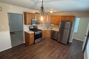 503 Greenwood Dr, Round Lake Park, IL 60073 - Photo 4