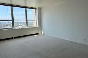 655 W Irving Park Rd, Chicago, IL 60613 - Photo 10