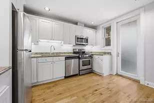 2013 W Concord Pl, Chicago, IL 60647 - Photo 12