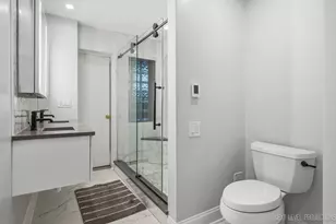 2013 W Concord Pl, Chicago, IL 60647 - Photo 20