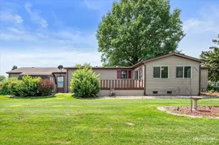 116 Cardinal Ln, Sandwich, IL 60548 - Photo 16