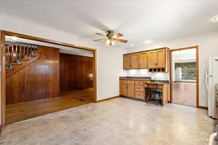 9253 S Sacramento Ave, Evergreen Park, IL 60805 - Photo 14
