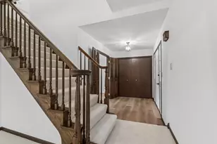 5017 Kenneth Dr, Crystal Lake, IL 60014 - Photo 4
