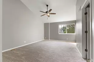 62 E Rustic Ln, Round Lake Beach, IL 60073 - Photo 14