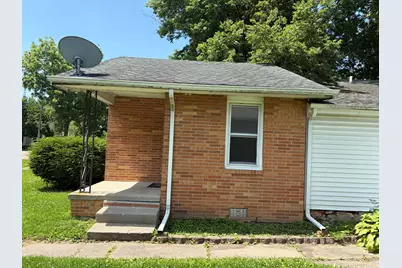 206 SW 6th Street, Atlanta, IL 61723 - Photo 2