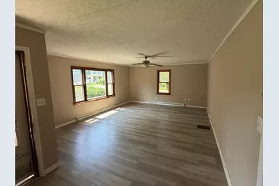 206 SW 6th Street, Atlanta, IL 61723 - Photo 8
