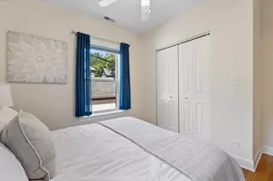 1226 Elmwood Ave, Evanston, IL 60202 - Photo 14