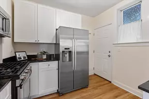 1226 Elmwood Ave, Evanston, IL 60202 - Photo 12