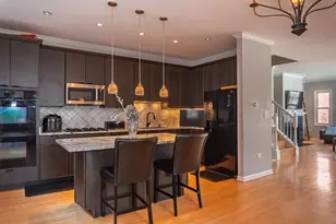 1830 S Calumet Ave, Chicago, IL 60616 - Photo 8