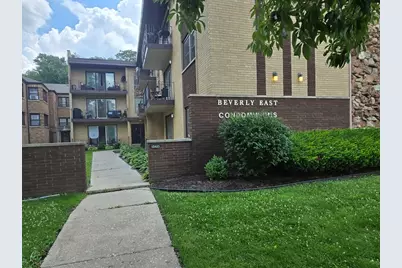 10425 S Hale Avenue #1C, Chicago, IL 60643 - Photo 1