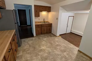 726 S Jefferson St, Woodstock, IL 60098 - Photo 8