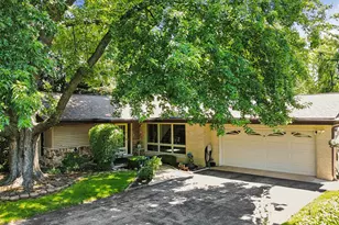 20W135 98th St, Lemont, IL 60439 - Photo 1