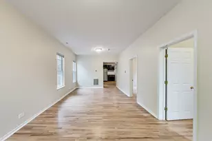 2323 N Cambridge Ave, Chicago, IL 60614 - Photo 2
