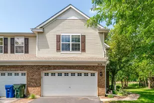 2636 Pond View Dr, Algonquin, IL 60102 - Photo 1