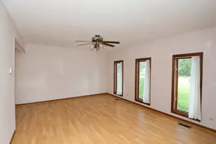 4N275 Avard Rd, West Chicago, IL 60185 - Photo 4