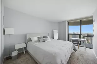 400 N La Salle Dr, Chicago, IL 60654 - Photo 12