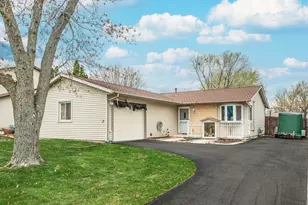 810 Oakton Ave, Romeoville, IL 60446 - Photo 1