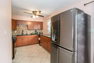 810 Oakton Avenue, Romeoville, IL 60446 - Photo 8