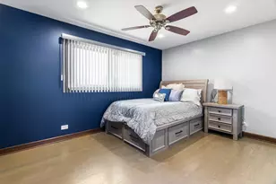 2196 Spruce Ave, Des Plaines, IL 60018 - Photo 14
