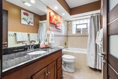 2196 Spruce Avenue, Des Plaines, IL 60018 - Photo 18