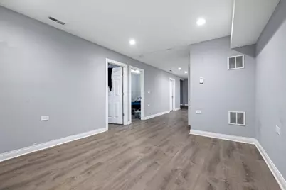 1615 S Komensky Avenue, Chicago, IL 60623 - Photo 6