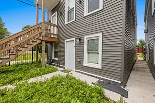 1615 S Komensky Ave, Chicago, IL 60623 - Photo 4