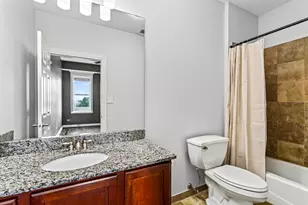 2510 W Irving Park Rd, Chicago, IL 60618 - Photo 20