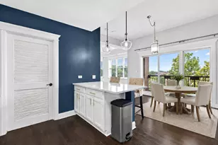 2510 W Irving Park Rd, Chicago, IL 60618 - Photo 12