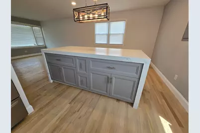 16765 Highview Avenue, Orland Hills, IL 60487 - Photo 8